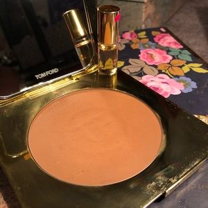 TOM FORD, large Bronze Age bronzer ❤️